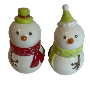 Snowmen Salt and Pepper Shakers Set
